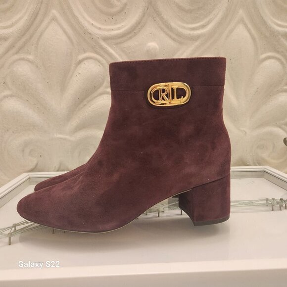 Lauren Ralph Lauren Leather Boots. NWOT. Size 5.5. Host Pick - Picture 1 of 9